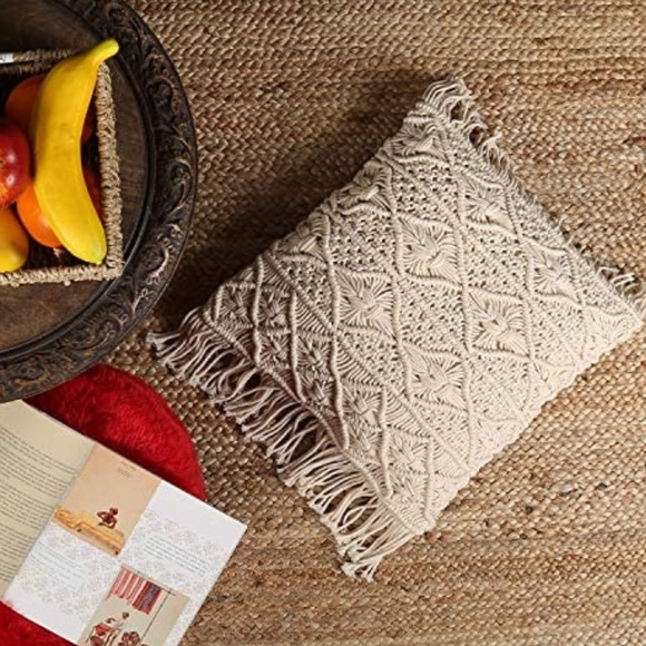 Macrame Pillow cover with metallic threading - Picture 1 of 11